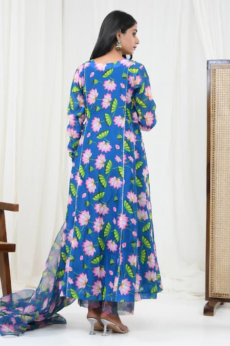 Shop_Yuvraani Jaipur_Blue Chanderi, Organza Embroidery V-neck Lotus Print Kurta And Pant Set _at_Aza_Fashions