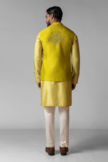 PAARSH Govardhan Hand Embroidered Kurta Set 