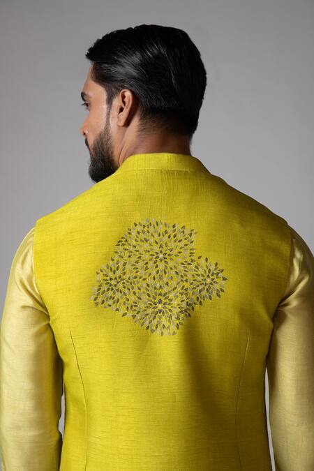 Buy PAARSH Green Bamboo Embroidery Govardhan Hand Kurta Set Buy_PAARSH_Green Bamboo Embroidery Govardhan Hand Kurta Set