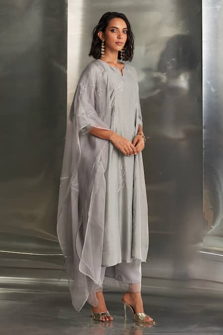 Charkhee Nakshi Hand Embroidered Kurta Pant Set 