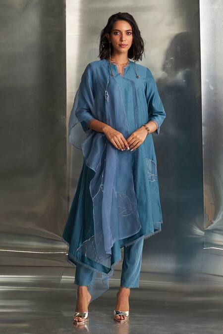 Charkhee_Blue Chanderi, , Satin, Organza Scallop Hem Kurta Pant Set _Online_at_Aza_Fashions
