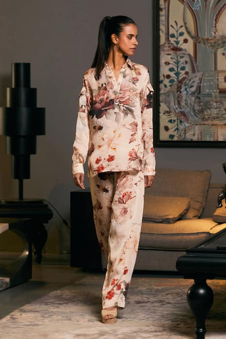 Siddartha Tytler Floral Bee Print Shirt With Jogger 