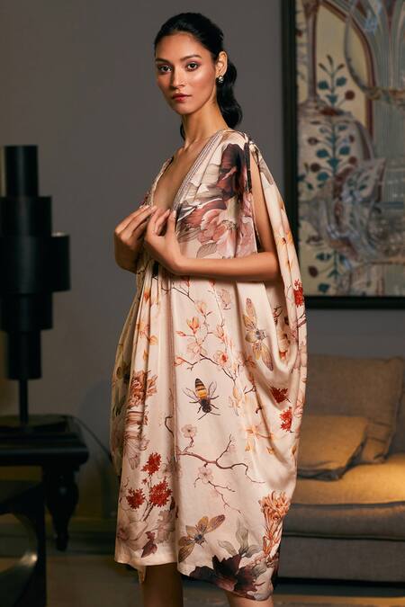Siddartha Tytler_Beige Bamboo Embroidery V-neck Bee Floral Print Kaftan _Online_at_Aza_Fashions