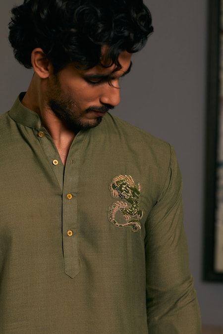 Siddartha Tytler_Green Linen Embroidery Dragon Placement Work Draped Kurta _Online_at_Aza_Fashions