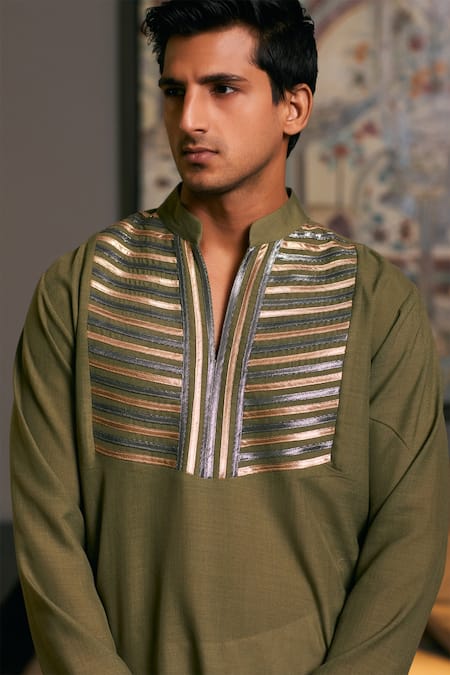 Siddartha Tytler_Green Linen Metallic Thread Geometric Pattern Embroidered Kurta _Online_at_Aza_Fashions