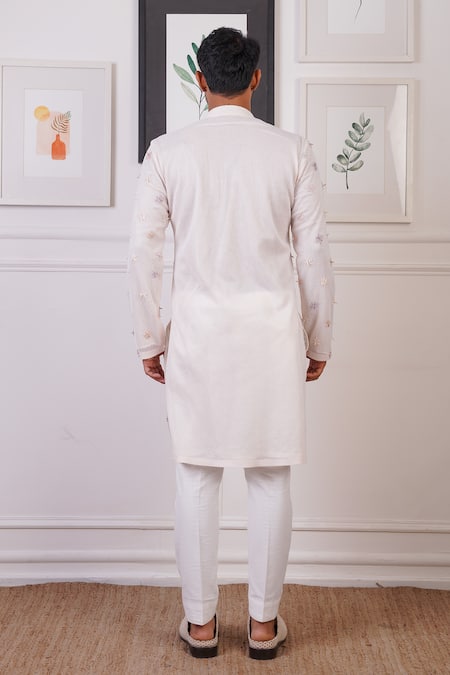 Shop_Ankur J_White Cotton, Silk Embroidery Floral Butti Kurta With Pant _at_Aza_Fashions