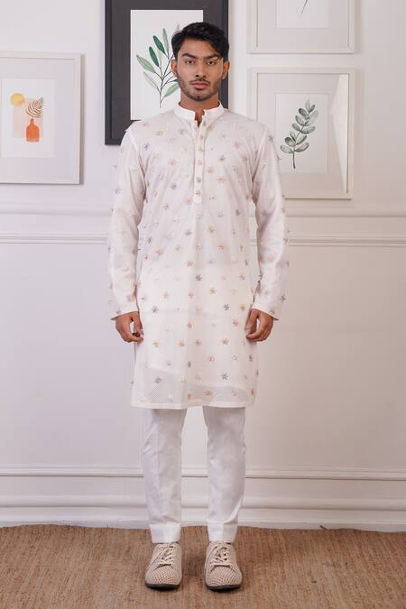 Ankur J_White Cotton, Silk Embroidery Floral Butti Kurta With Pant _Online_at_Aza_Fashions