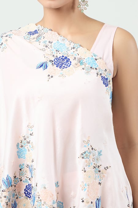 Buy_Anamika Khanna_Pink Silk Embroidery Round Neck Floral Cape Pant Set_Online_at_Aza_Fashions