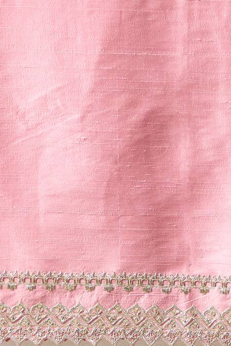 Buy_Anushree Reddy_Coral Organza Sequins, Zari Zig Zag Bordered Saree With Unstitched Blouse Piece
