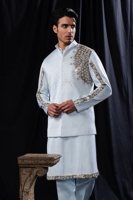 Arjuun Kilachand Mirror Embroidered Bundi Set 