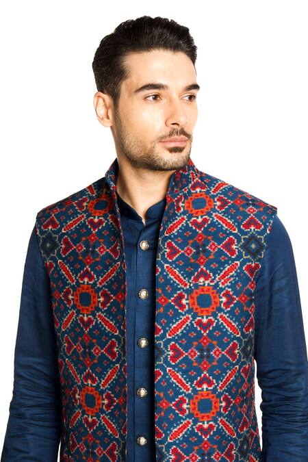 Shop_Arjuun Kilachand_Blue Pattern Long Open Bundi Set 