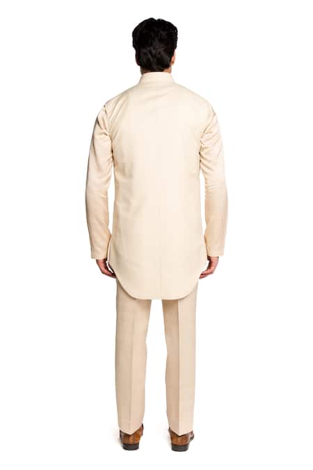 Buy Arjuun Kilachand Beige Jacquard Solid Long Bundi Set Buy_Arjuun Kilachand_Beige Jacquard Solid Long Bundi Set