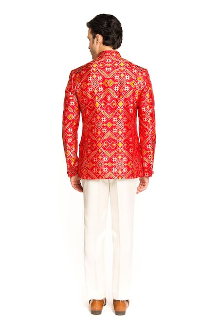 Shop Arjuun Kilachand Red Patola Bandhgala With Pant Shop_Arjuun Kilachand_Red Patola Bandhgala With Pant