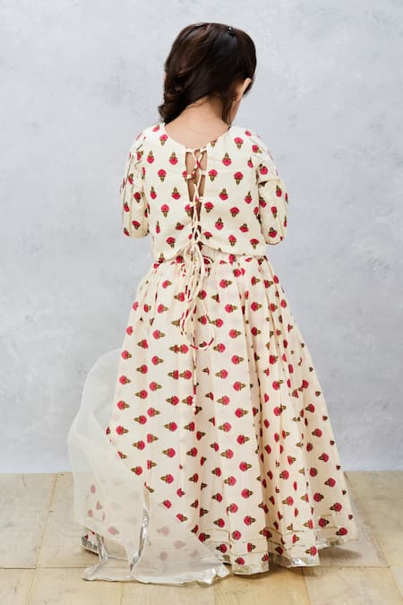 Pinkcow designs pvt ltd_Cream Cotton, Tulle Embroidery, Gota Floral Block Print Choli And Lehenga Set _Online_at_Aza_Fashions