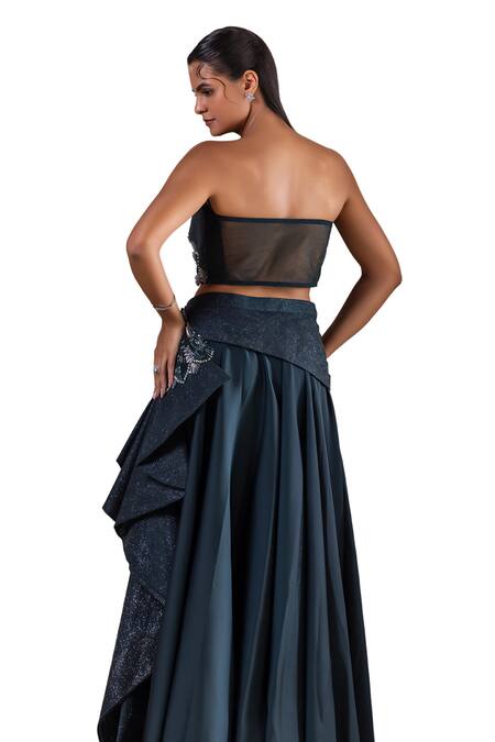 Raj Arora Green Net, Acrylic Sequins Swarovski Embroidered Draped Lehenga And Blouse Set at Aza Fashions Raj Arora_Green Net, Acrylic Sequins Swarovski Embroidered Draped Lehenga And Blouse Set _at_Aza_Fashions