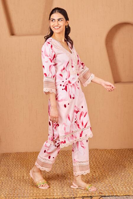 Bhawna Sethi Pink Cotton, Silk Lace, Pearls Rosella Floral Print A-line Kurta And Pant Set at Aza Fashions Bhawna Sethi_Pink Cotton, Silk Lace, Pearls Rosella Floral Print A-line Kurta And Pant Set _at_Aza_Fashions