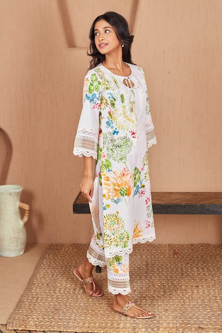 Bhawna Sethi_White Cotton, Silk Lace, Pearls Pelican Watercolour Floral Print Kurta With Pant _Online_at_Aza_Fashions