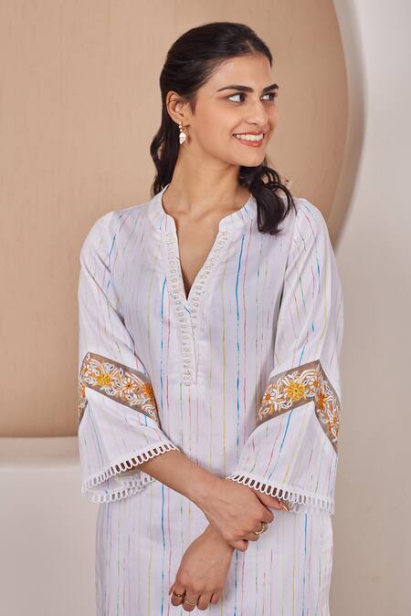 Bhawna Sethi White Cotton, Silk Pearls, Cut Work, Embroidery Pelican Kurta And Pant Co-ord Set Online at Aza Fashions Bhawna Sethi_White Cotton, Silk Pearls, Cut Work, Embroidery Pelican Kurta And Pant Co-ord Set _Online_at_Aza_Fashions