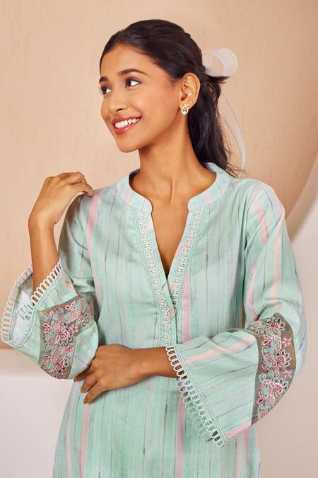 Shop Bhawna Sethi Green Cotton, Silk Pearls, Sequins, Cut Work Lovebird Kurta And Pant Co-ord Set Online at Aza Fashions Shop_Bhawna Sethi_Green Cotton, Silk Pearls, Sequins, Cut Work Lovebird Kurta And Pant Co-ord Set _Online_at_Aza_Fashions