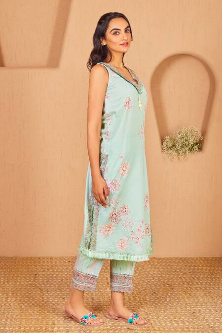Bhawna Sethi Green Cotton, Silk Embroidery V-neck Lovebird Floral Print Kurta With Pant Online at Aza Fashions Bhawna Sethi_Green Cotton, Silk Embroidery V-neck Lovebird Floral Print Kurta With Pant _Online_at_Aza_Fashions