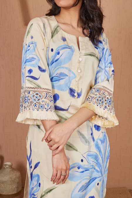 Bhawna Sethi Yellow Cotton, Silk, Organza Canary Floral Print Kurta Set With Dupatta at Aza Fashions Bhawna Sethi_Yellow Cotton, Silk, Organza Canary Floral Print Kurta Set With Dupatta _at_Aza_Fashions