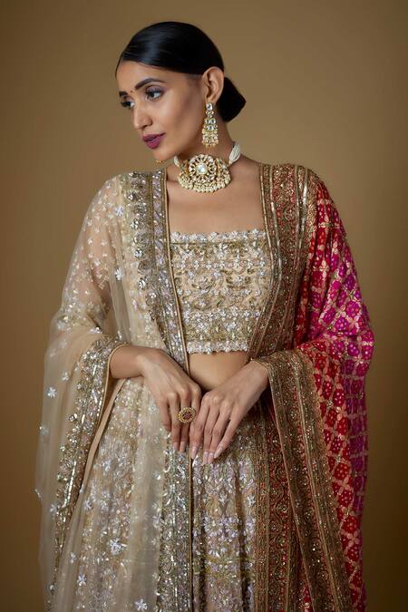 Buy_FATIZ_Gold Tulle Cut Work, Sequins, Zari Square Neck Hand Embroidered Lehenga Set _Online_at_Aza_Fashions
