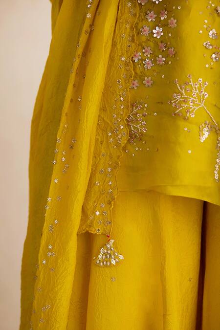Shop_One Not Two_Yellow Organza Embroidery Scalloped Dupatta _Online_at_Aza_Fashions