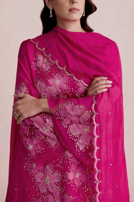 Shop_One Not Two_Pink Silk Sequins, Beads Work Scalloped Dupatta _Online_at_Aza_Fashions