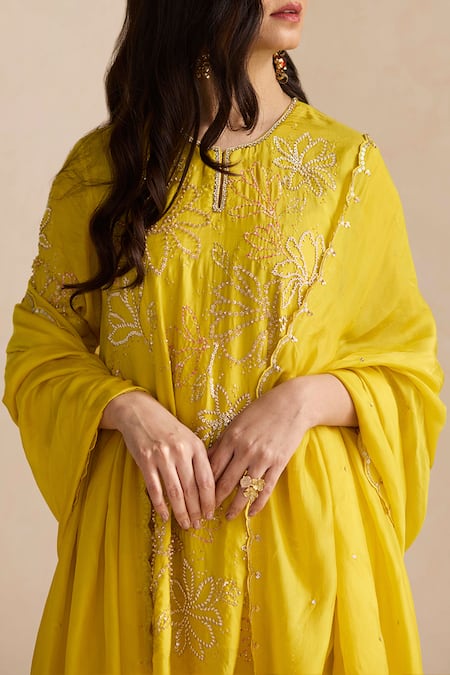 Shop One Not Two Yellow Silk Sequins, Beads Embroidered Scalloped Dupatta at Aza Fashions Shop_One Not Two_Yellow Silk Sequins, Beads Embroidered Scalloped Dupatta _at_Aza_Fashions