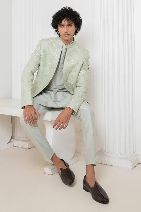 Darshika Menswear_Blue Silk Embroidery Floral Bundi Jacket Set _Online_at_Aza_Fashions
