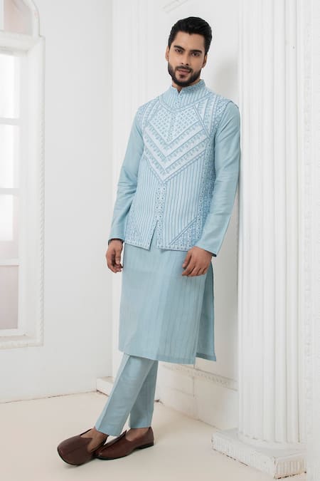 Darshika Menswear Geometric Thread Work Bundi Kurta Set 