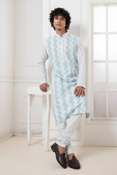 Darshika Menswear Printed Panelled Pleat Kurta & Churidar Set 