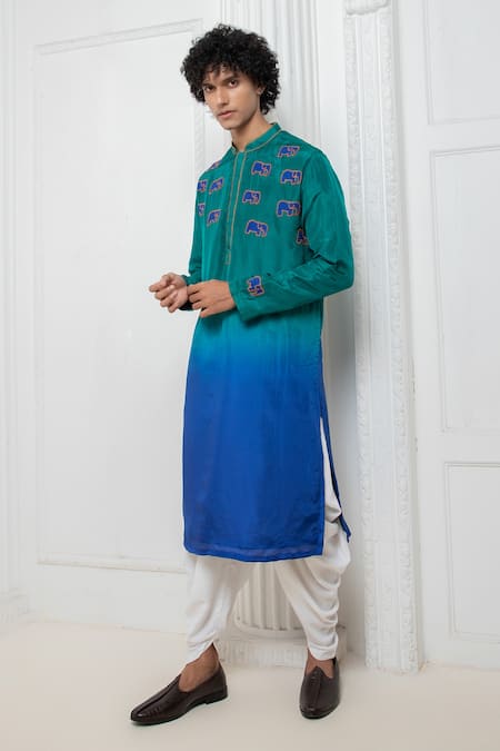 Darshika Menswear Blue Silk Embroidered Elephant Motif Ombre Kurta And Pant Set 