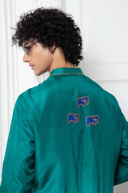 Buy_Darshika Menswear_Blue Silk Embroidery Elephant Motif Ombre Kurta And Pant Set _Online_at_Aza_Fashions