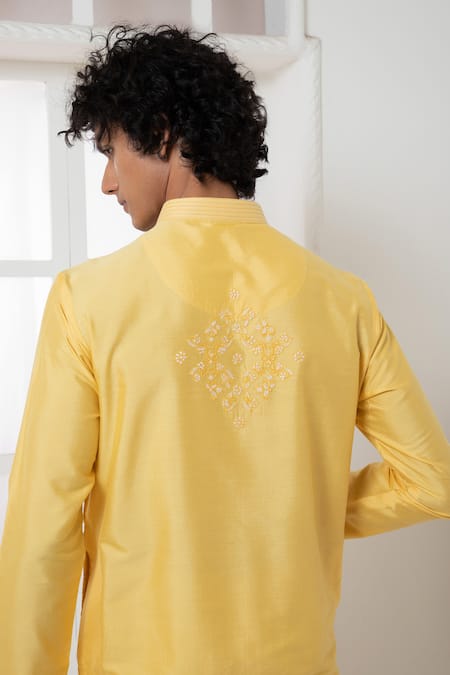 Darshika Menswear_Yellow Cotton, Silk Embroidery Floral Pattern Thread Kurta And Pyjama Set _Online_at_Aza_Fashions