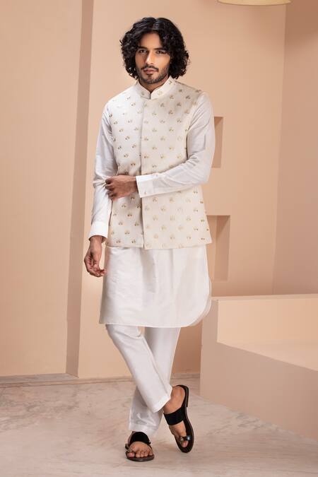 Amit Arora_Cream Silk Embroidery Wildflora Bundi Kurta Set _Online_at_Aza_Fashions