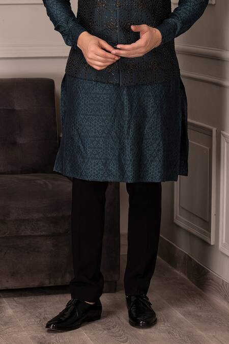 Amit Arora Blue Silk, Brocade Metallic Thread, Embroidery Bloom Bundi Kurta Set Online at Aza Fashions Amit Arora_Blue Silk, Brocade Metallic Thread, Embroidery Bloom Bundi Kurta Set_Online_at_Aza_Fashions