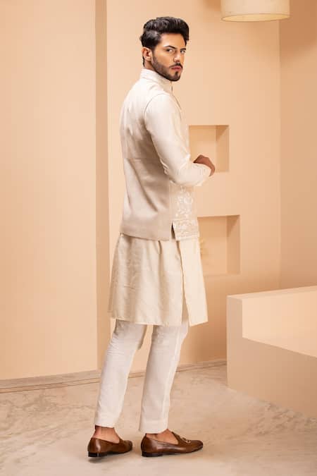 Shop Amit Arora Beige Cotton, Silk Embroidery Paisley Bloom Bundi Set at Aza Fashions Shop_Amit Arora_Beige Cotton, Silk Embroidery Paisley Bloom Bundi Set _at_Aza_Fashions