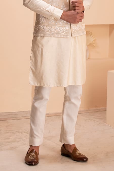 Amit Arora Beige Cotton, Silk Embroidery Paisley Bloom Bundi Set Online at Aza Fashions Amit Arora_Beige Cotton, Silk Embroidery Paisley Bloom Bundi Set _Online_at_Aza_Fashions
