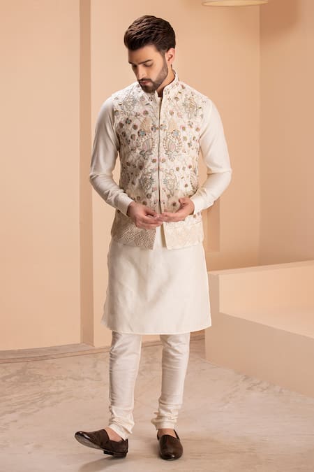 AMIT ARORA Gullista Embroidered Bundi Kurta Set 