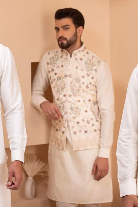 Shop_Amit Arora_Cream Silk, Brocade Embroidery Gullista Bundi Kurta Set 