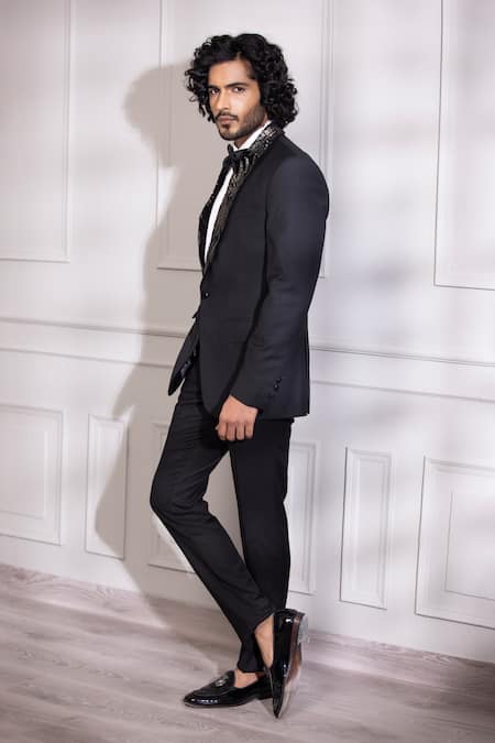 Shop Amit Arora Black Polyester, Wool Sequins Petal Work Lapel Collar Tuxedo With Trouser Shop_Amit Arora_Black Polyester, Wool Sequins Petal Work Lapel Collar Tuxedo With Trouser