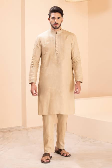 AMIT ARORA Beige Linen Embroidered Dori Kurta With Aligadhi 