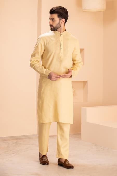 AMIT ARORA Placement Embroidered Kurta With Aligadhi 