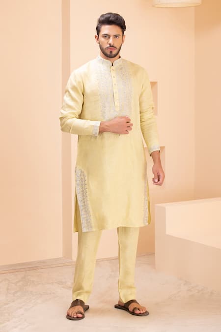 AMIT ARORA Embroidered Zari Kurta With Aligadhi 