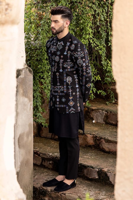 AMIT ARORA Black Poly Knit Hand Embroidery Thread Bandhgala With Kurta Set 