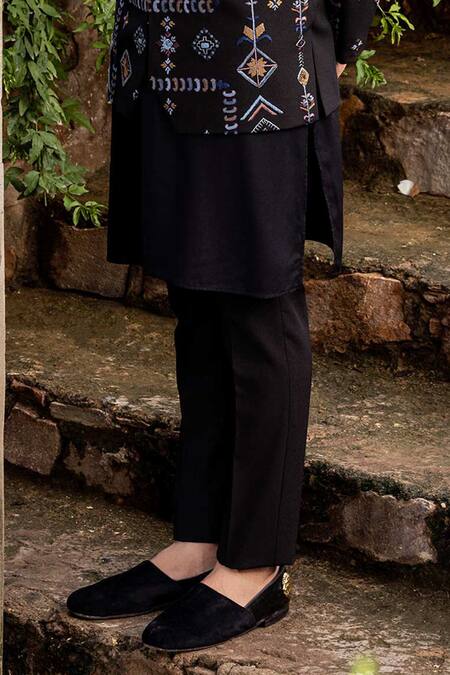 Buy Amit Arora Black Polyester Embroidery Hand Bandhgala With Kurta Set Online at Aza Fashions Buy_Amit Arora_Black Polyester Embroidery Hand Bandhgala With Kurta Set _Online_at_Aza_Fashions