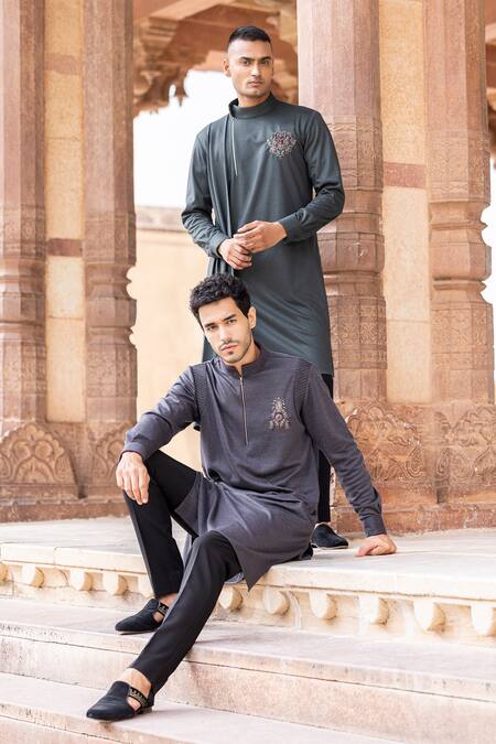 Amit Arora_Green Lycra Beads, Brooches Embellished Kurta _Online_at_Aza_Fashions