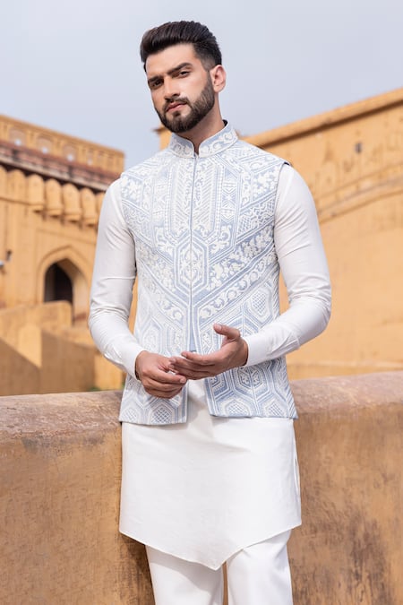 AMIT ARORA Mughal Vine Embroidered Bundi Kurta Set 