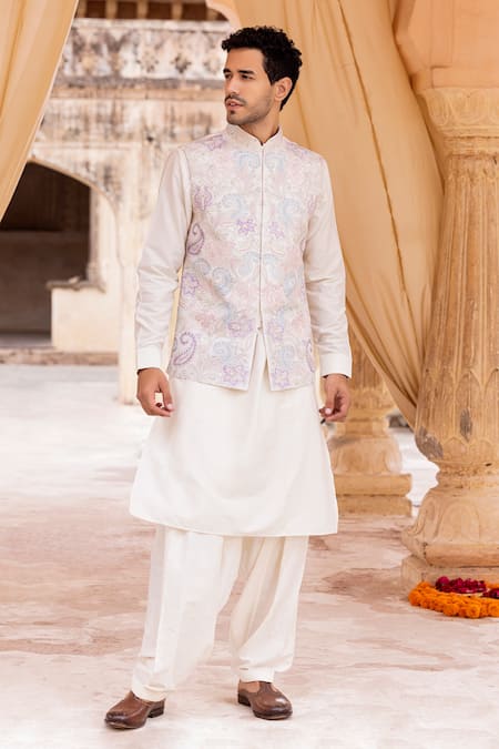 AMIT ARORA Kashmiri Paisley Embroidered Bundi Kurta Set 